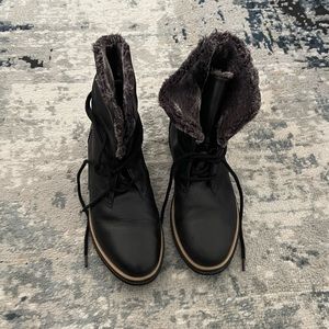 Winter boots